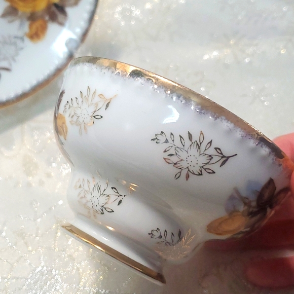 Vintage Marco Autumn Roses Tea Cup and Saucer - Picture 8 of 9